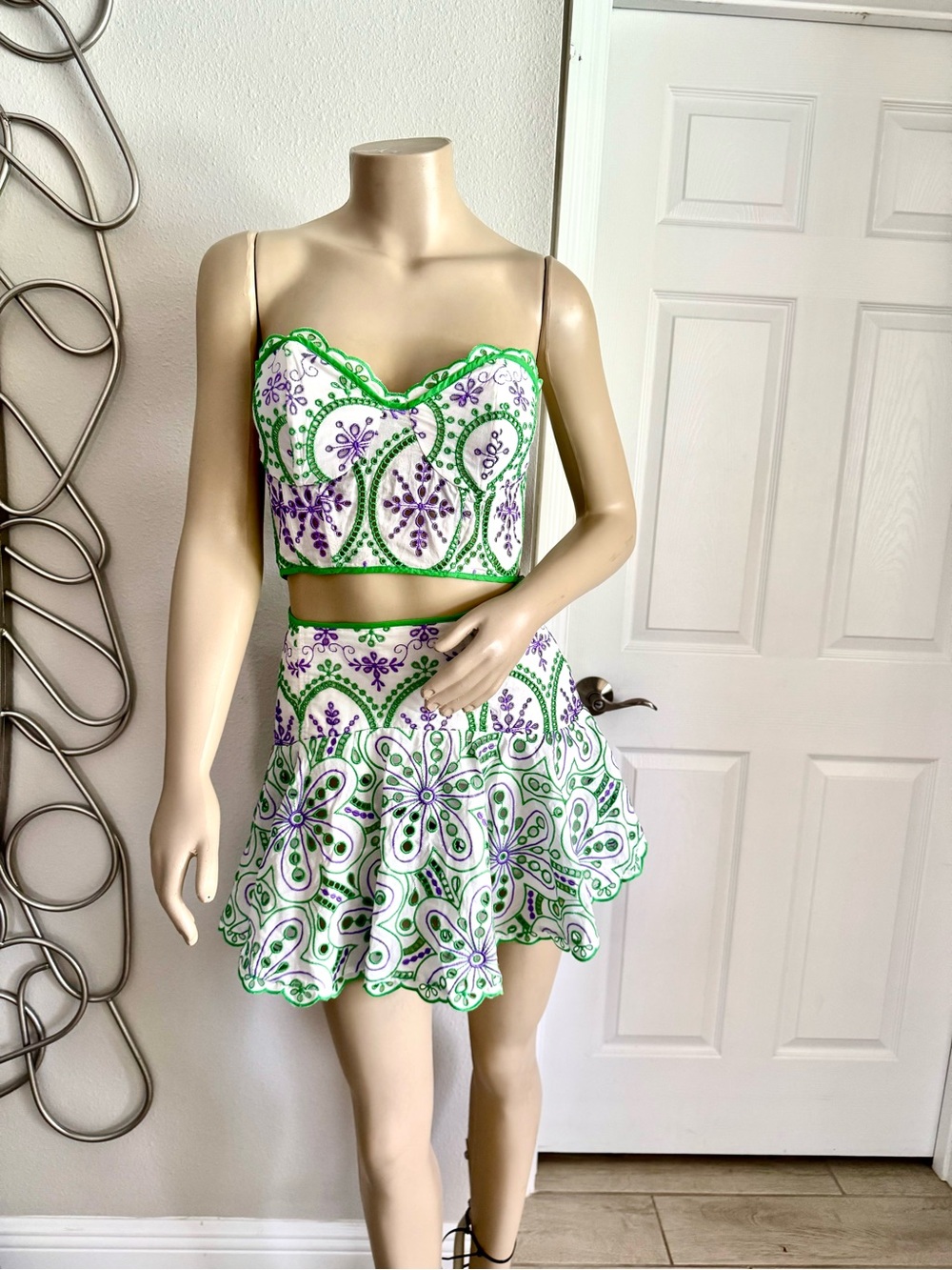 Charo Ruiz Ibiza broderie Noa short two-piece skirt set. EUC